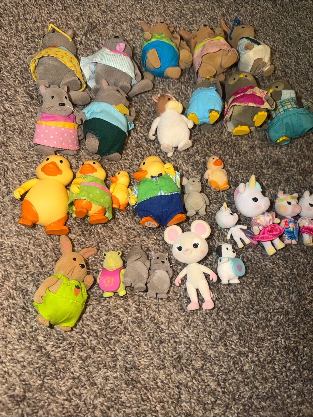 Huge Li'l Woodzeez and honey acres figures lot of 28 - Picture 7 of 8